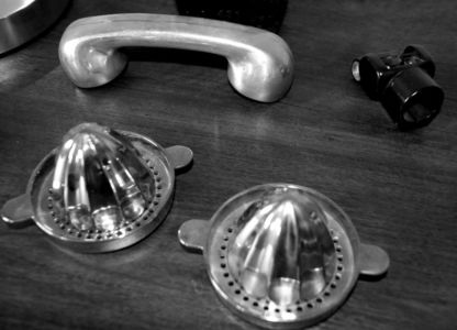 Telephone et presse citron